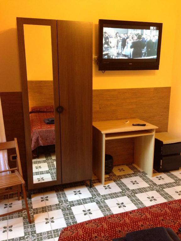 ホテルOttimista ローマ 部屋 写真